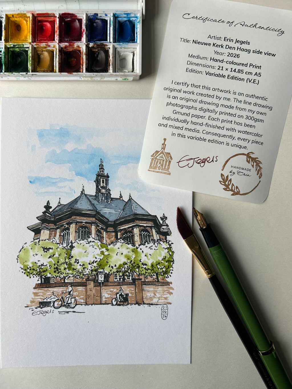 Nieuwe Kerk Den Haag side view – Hand-coloured Print by Erin Jegels