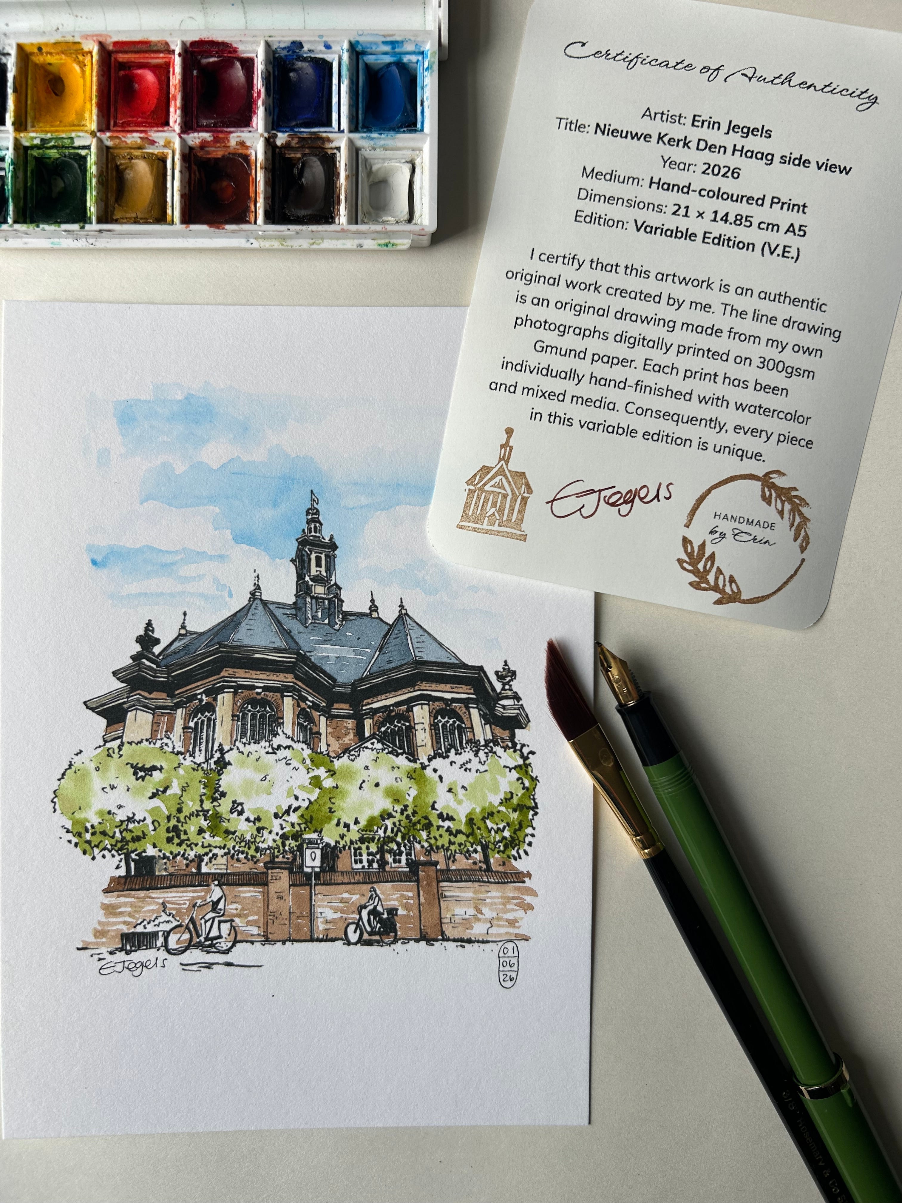 Nieuwe Kerk Den Haag side view – Hand-coloured Print by Erin Jegels